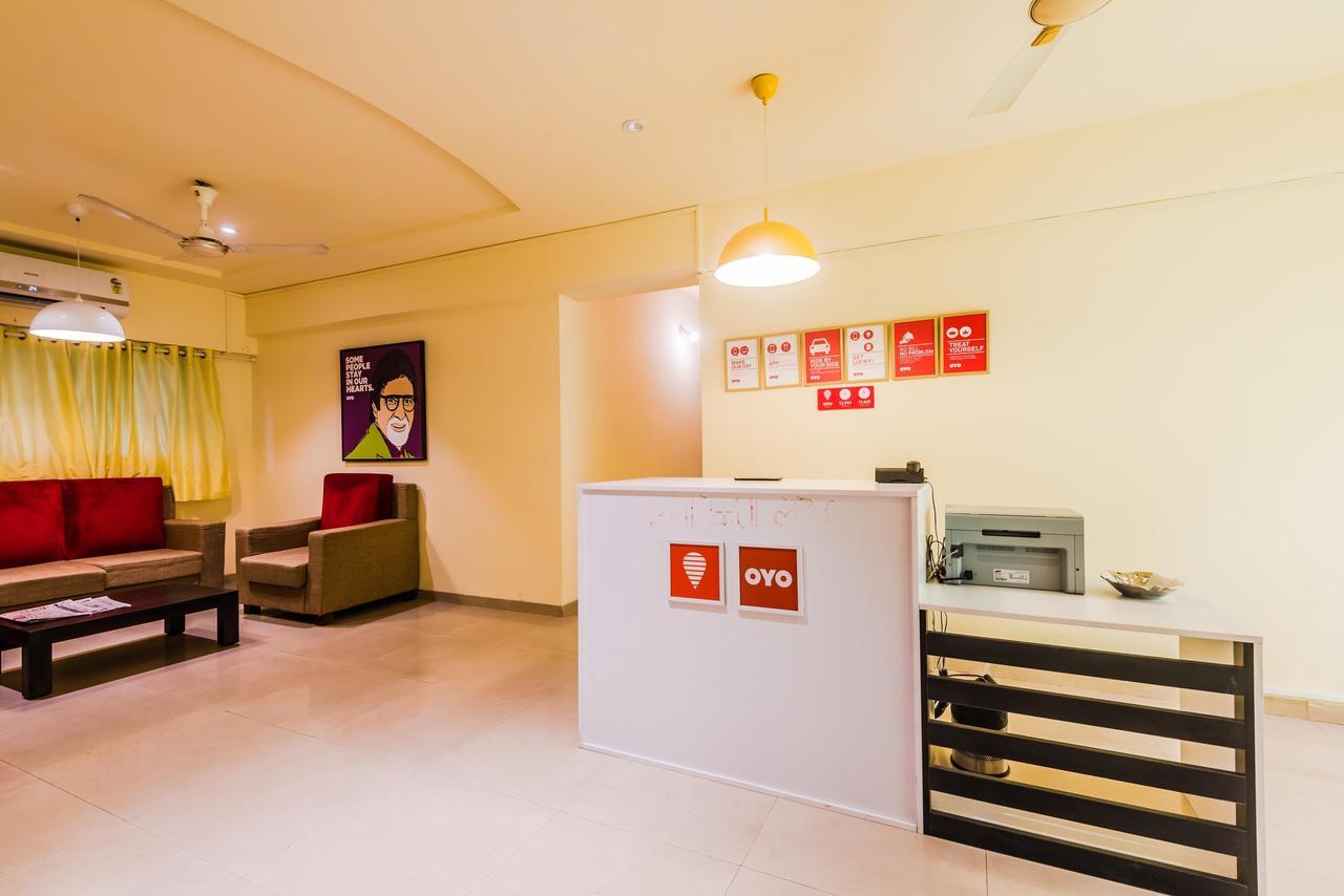 Hotel Oyo Flagship 389 Maitri Park Chembur à Bombay Extérieur photo