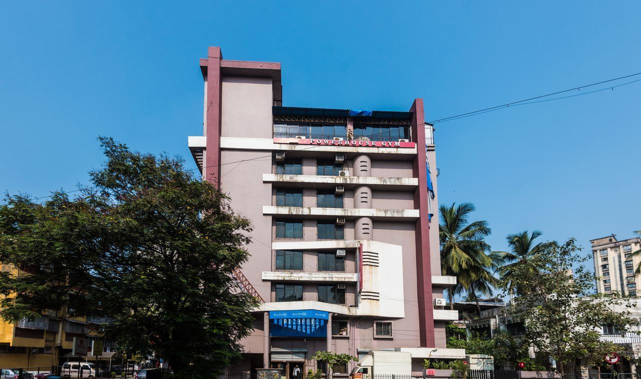 Hotel Oyo Flagship 389 Maitri Park Chembur à Bombay Extérieur photo