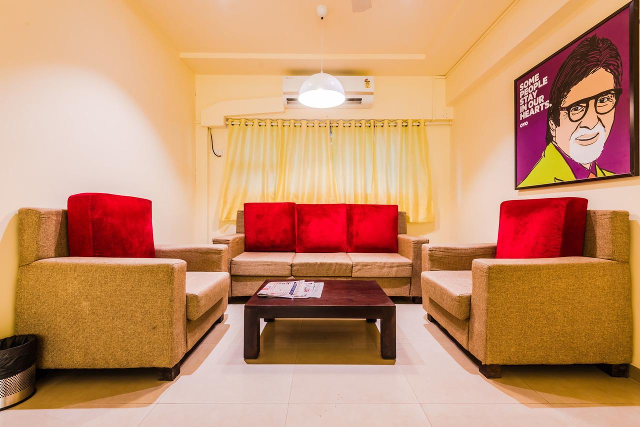 Hotel Oyo Flagship 389 Maitri Park Chembur à Bombay Extérieur photo